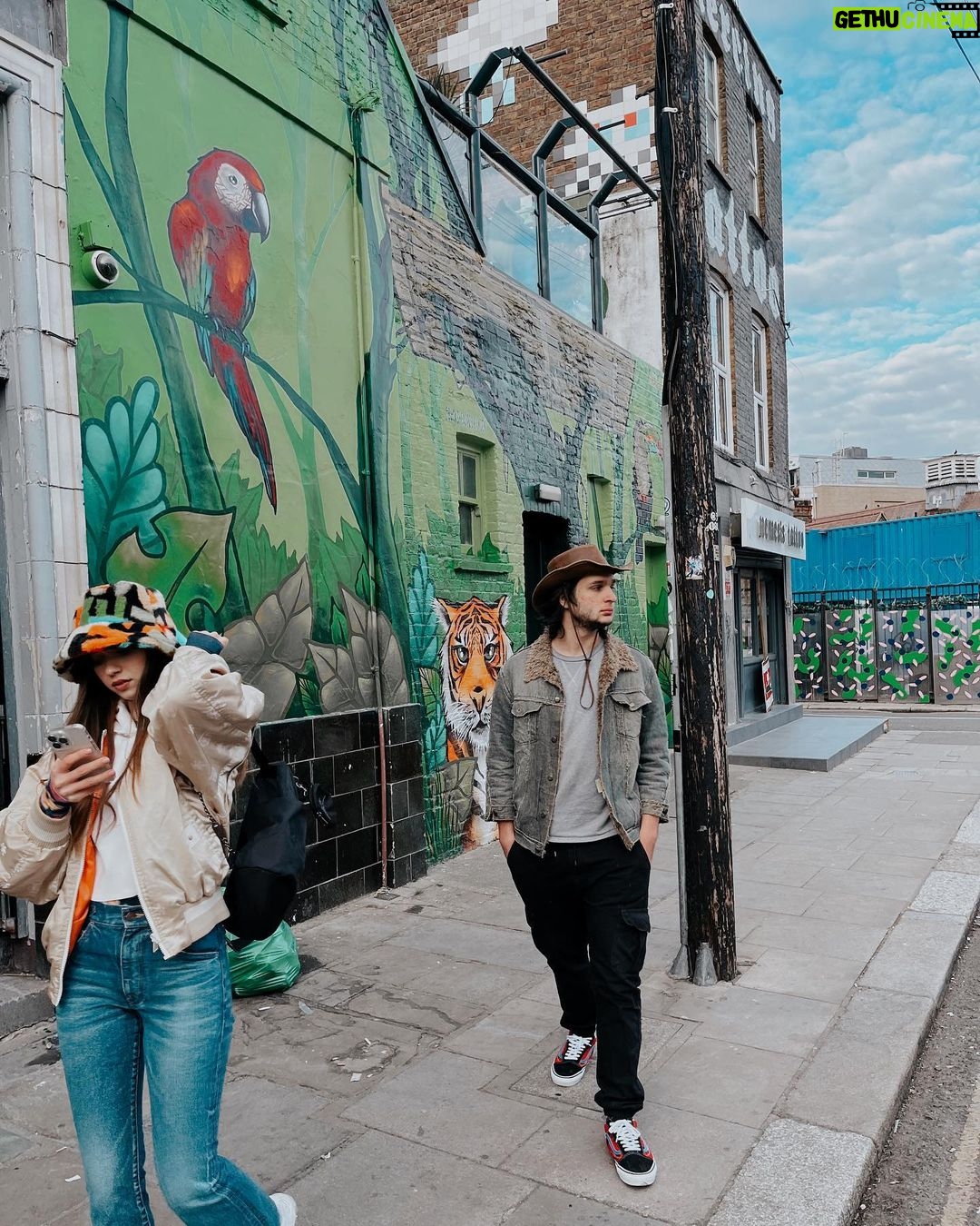 Afra Saraçoğlu Instagram - I miss being there already ❤️ London, Unιted Kingdom