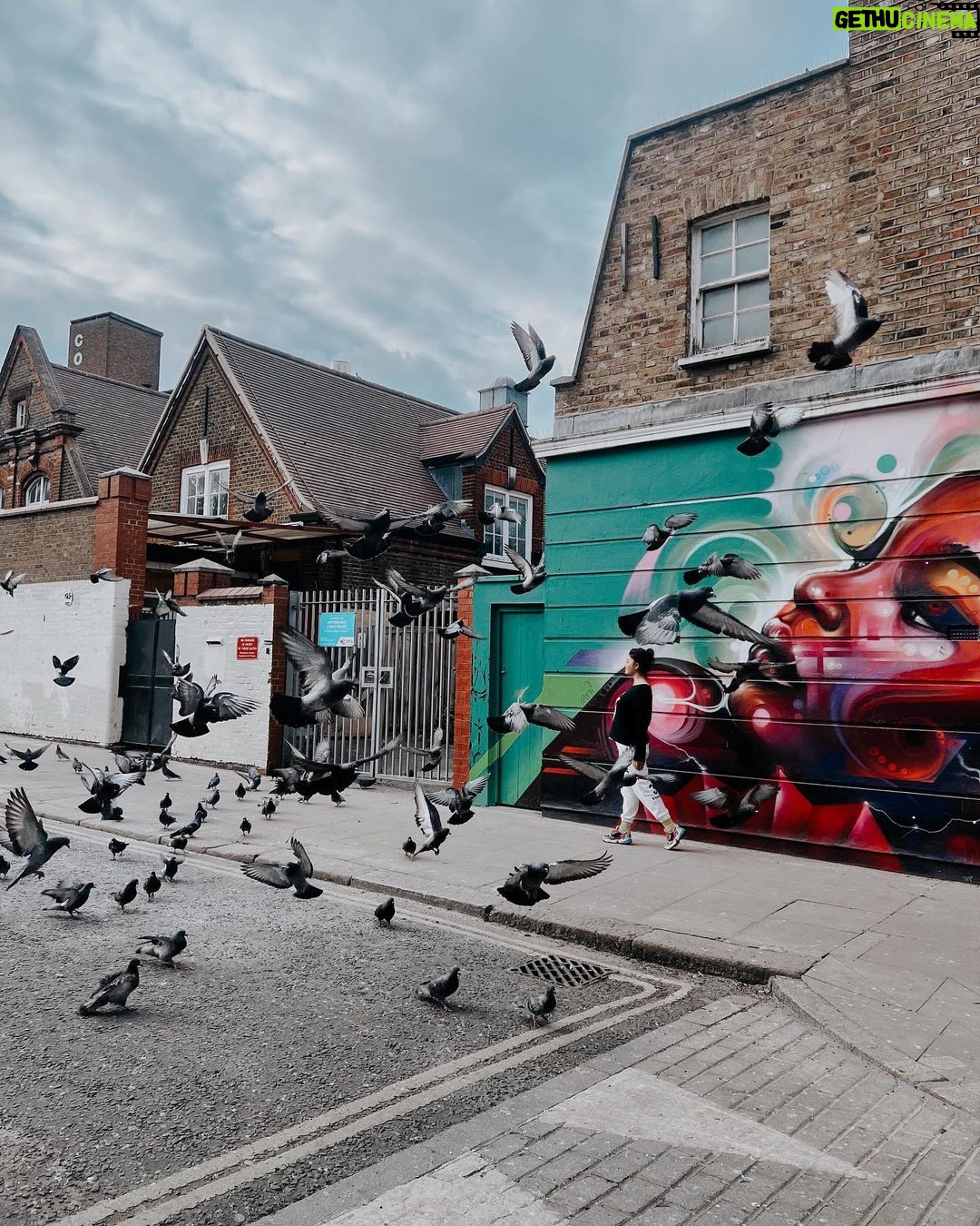 Afra Saraçoğlu Instagram - I miss being there already ❤️ London, Unιted Kingdom