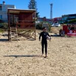 Agustín Bernasconi Instagram - Gracias @lucasvanopstal1 por las clases de surf ! 🤣🤣 Punta del Este, Uruguay