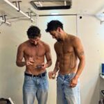 Agustín Bernasconi Instagram - Acá chequeando si subimos el challenge o no 🤣 @mya_musica @maxiespindola #MALDEAMORCHALLENGE
