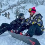 Agustín Bernasconi Instagram - Tremenda experiencia hoy en Bariloche , gracias a amigos de @verticalskisnowboard por la pilcha y a los cracks @guru.ride y @hop2collective por enseñarnos a dsr los primeros pasos 🙏🏽💪🏽🔥 Cerro Catedral - Catedral Alta Patagonia