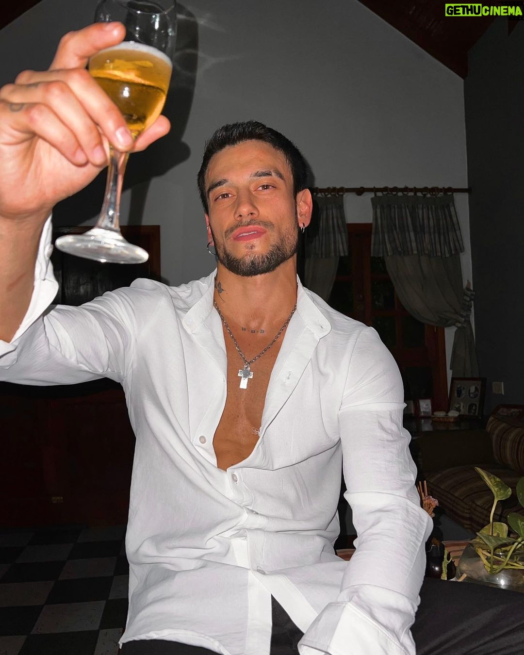 Agustín Bernasconi Instagram - 2024 🥂✨