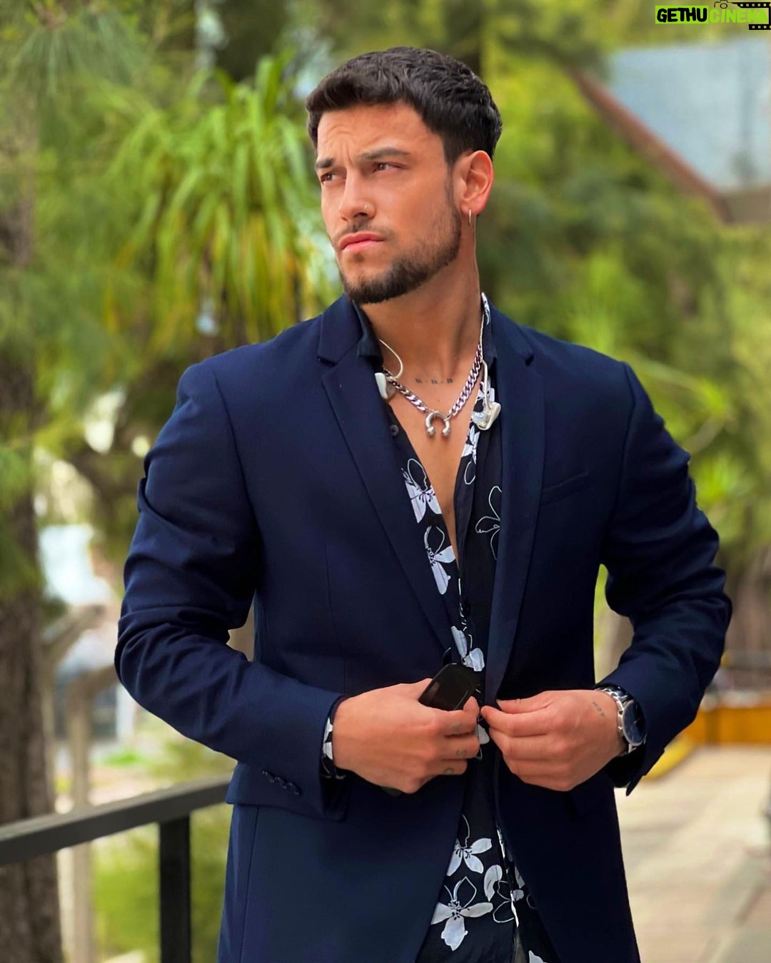 Agustín Bernasconi Instagram - Para donde había que mirar?🤣