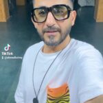 Ahmad Helmy Instagram - فين الحركه ؟ #واحد_تاني #احمد_حلمي @synergyfilmsegy