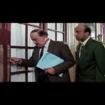 Ahmad Helmy Instagram - اول يوم دراسه والناس كلها صحيت بدرى ونزلت الجامعه - انا بعد المغرب