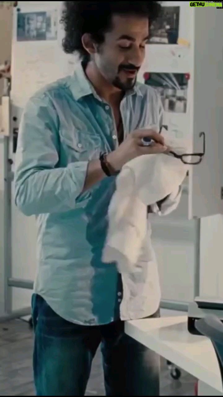 Ahmad Helmy Instagram - وانا اصلا مبحبش موضوع الغيره دا