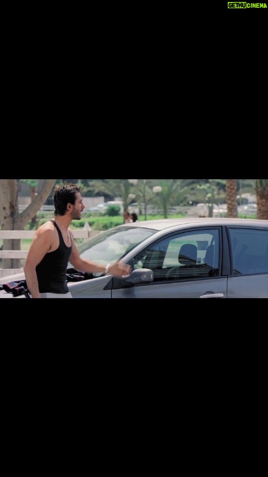 Ahmad Helmy Instagram - لما حد يشكر فيك ويدعيلك قدام ابوك ويقولك ربنا يكتر من أمثالك ابوك: