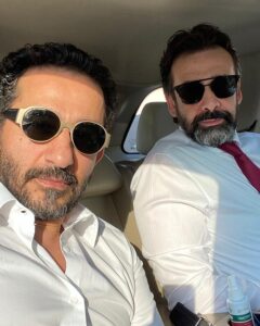 Ahmad Helmy Instagram - حد عنده تعليق اكتبه علي الصوره دي ؟ وهكتب اسمه عليه 🙏