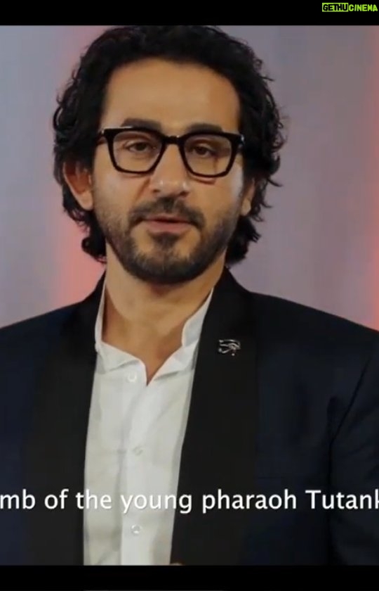 Ahmad Helmy Instagram - كل دقيقه بتمر من عمري يزداد عمري فخرا وحبا لبلدي مصر .. تحيا مصر