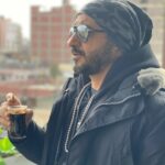 Ahmad Helmy Instagram - صباح الفل .. اتفضلو القهوه ☕