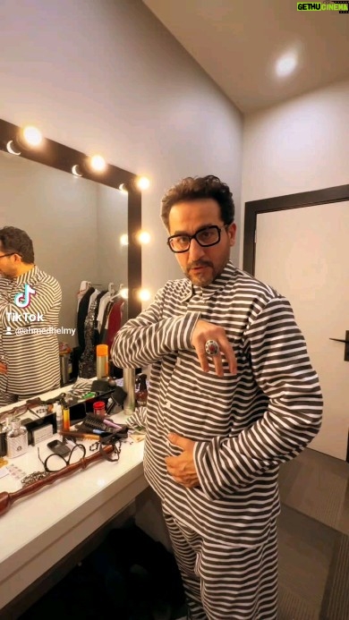 Ahmad Helmy Instagram - بص بص اللقطه دي 😎 Video by @saherwaheed22