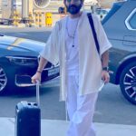 Ahmad Helmy Instagram - سفر ولا وصول ؟ 😎 ✈️