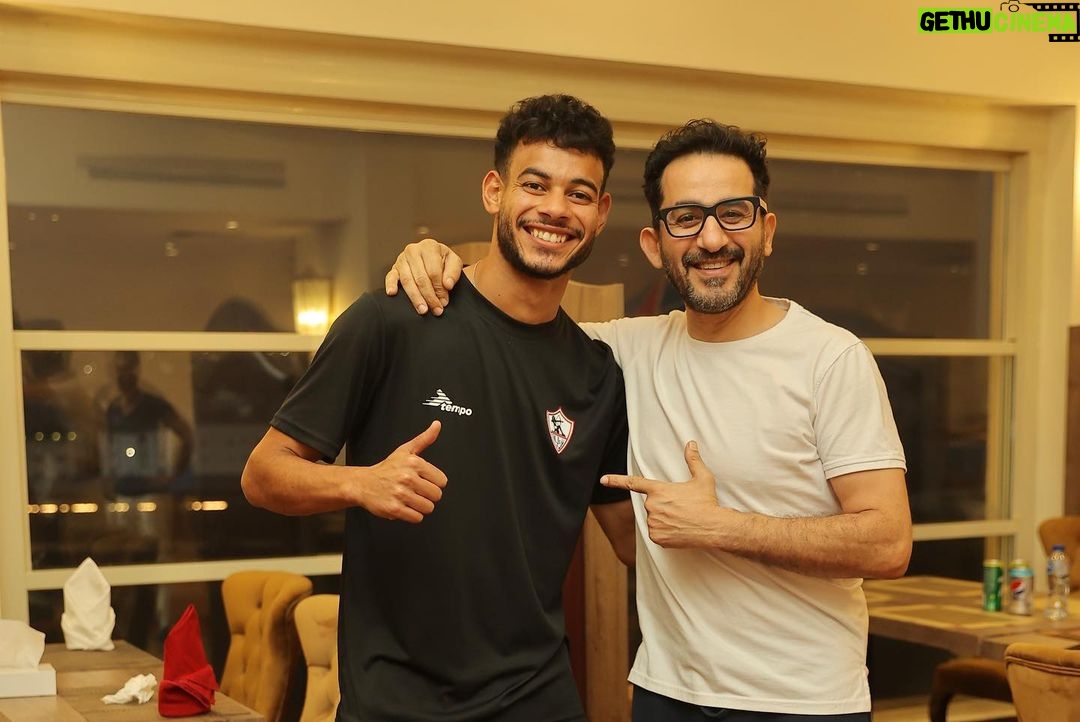 Ahmad Helmy Instagram - اتشرفت بمقابلتكم 📸 @mongiphg