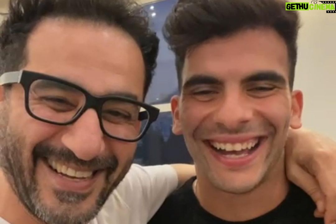 Ahmad Helmy Instagram - اتشرفت بمقابلتكم 📸 @mongiphg