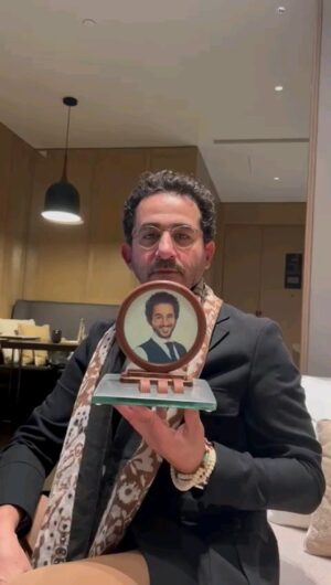Ahmed Helmy Instagram - كل نفسك قبل ماحد ياكلك