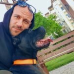 Ahmed Mekky Instagram - ❤🙏😎 #ahmedmekky #bandog #manbestfriend #unconditionallove #smile #positivity #positivevibes #احمدمكي #طاقة_إيجابية #مساء_الخير