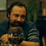 Ahmet Kürşat Öçalan Instagram – #sınıfsalveda #gibi #gibidizisi 🩸🍒🍷🩳🍖🙋‍♂️