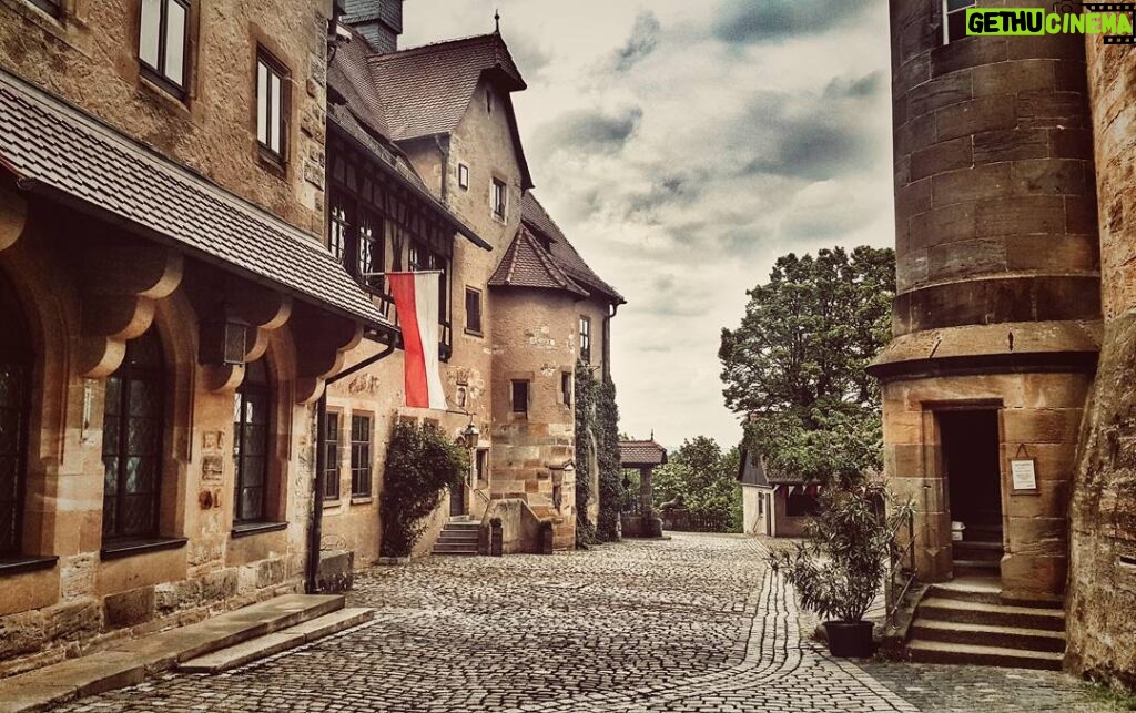 Ahmet Kürşat Öçalan Instagram - Welcome to the #medieval age. #altenburgcastle in #bamberg #germany