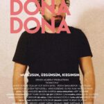 Ahmet Kürşat Öçalan Instagram – Yazdığım ve oynadığım ilk uzun metraj filmim Donadona, İstanbul film festivali ile yolculuğuna başlıyor. 9 Nisan saat 19.00’da Kadıköy Sinemasında ve 10 Nisan 16.00’da Cinewam City’s’de izleyebilirsiniz. Bu vesile ile yapımcılığını yapan kardeşim @ahmetorhon ‘a, muthis bir emek gösteren süper yönetmenlerim @ismetk ‘a ve @kaanarici ‘ya,  Donadona’da beni yalnız bırakmayan tüm oyuncu arkadaşlarıma ve film boyunca elinden gelenin en iyisini yapan ekip arkadaşlarıma sonsuz kere sonsuz teşekkürler. Biletler 1 Nisanda çıkıyor. Sizleri de mutlaka bekliyoruz….
@donadonafilmi @istanbulfilmfestivali_ #donadona #donadonafilmi #iksv #istanbulfilmfestivali