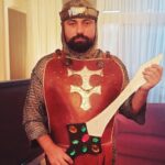 Ahmet Kürşat Öçalan Instagram - #suskunprensinopucugu #kanatlikontunmusfikopucugu #gibi #gibidizisi