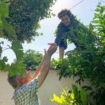 Ahmet Uğur Say Instagram - Baba/Oğul/Köy #VeziroğluKöyü #yenidünya 🍊🌿🏡 Manisa