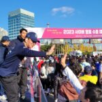 Ahn Cheol-soo Instagram - '2023 사이버 영토 수호 마라톤대회!' 2주 전 춘천마라톤 풀코스 완주를 하고, 오늘은 올림픽공원에서 열린 '2023 사이버 영토 수호 마라톤대회'에 참가했습니다. 🏃🏻🏃🏻‍♂️🏃🏻‍♀️ 영하의 추운 날씨였지만 함께하는 시민 여러분께서 반갑게 맞이해주셔서 따뜻한 마음으로 달릴 수 있었습니다.😊 추운 날씨에 늘 부상 없이 건강하게 달리시길 바라며, 다음 마라톤 대회 때 또 뵙겠습니다. #올림픽공원 #사이버영토수호 #마라톤 #완주 #안철수 올림픽공원 Seoul Olympic Park