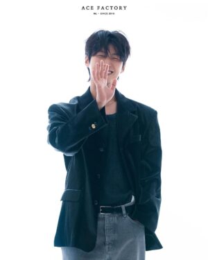 Ahn Dong-gu Instagram - @acefactory.official ❣️