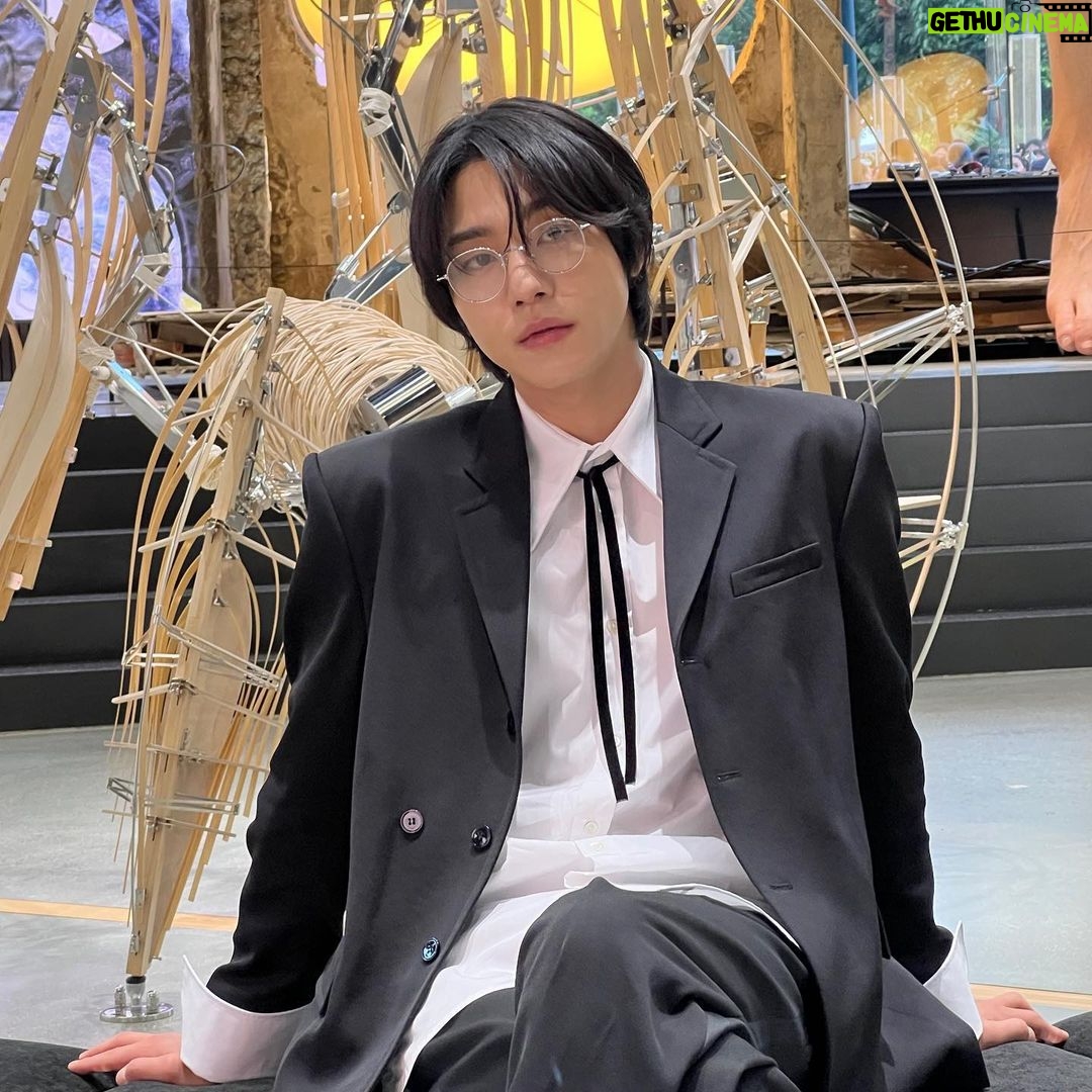 Ahn Hyo-seop Instagram - Love to be back Philippines🤍 #gentlemonster