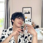 Ahn Hyo-seop Instagram - Love you paris