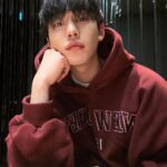 Ahn Hyo-seop Instagram - 오랜만이에요 :) 새해 복 많이 받으세요!