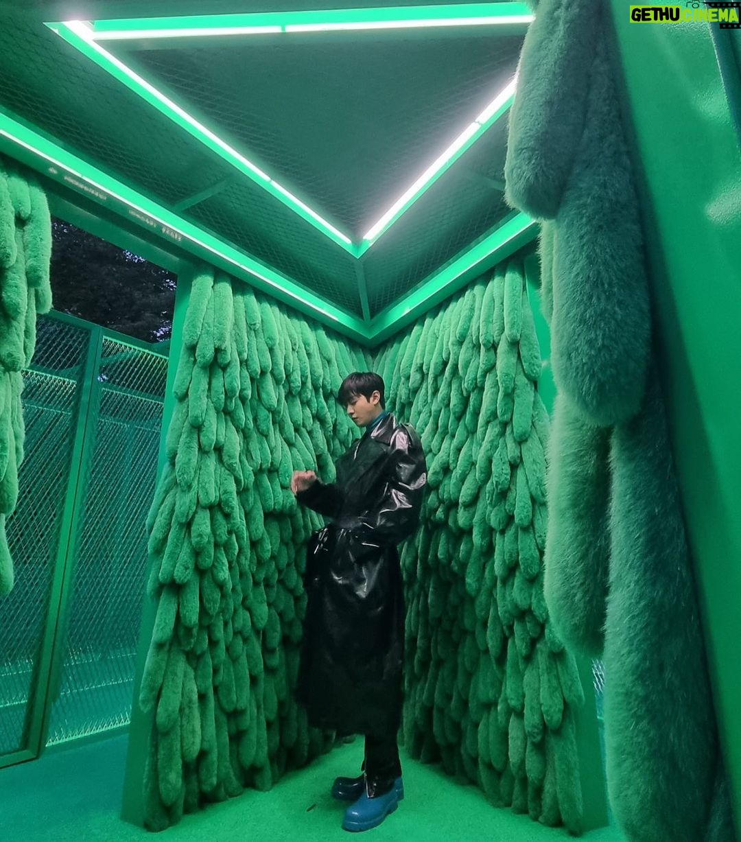 Ahn Hyo-seop Instagram - 더 메이즈 THE MAZE It was an interesting experience. Thank you bottega veneta for the invite. #BOTTEGAVENETA #THEMAZE #보테가베네타 #더메이즈