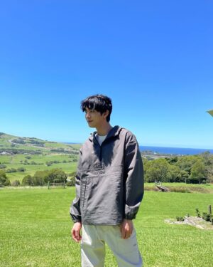 Ahn Hyo-seop Instagram - ☀️