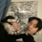 Ahn Hyo-seop Instagram - 한번만 바울아… merry christmas🧸