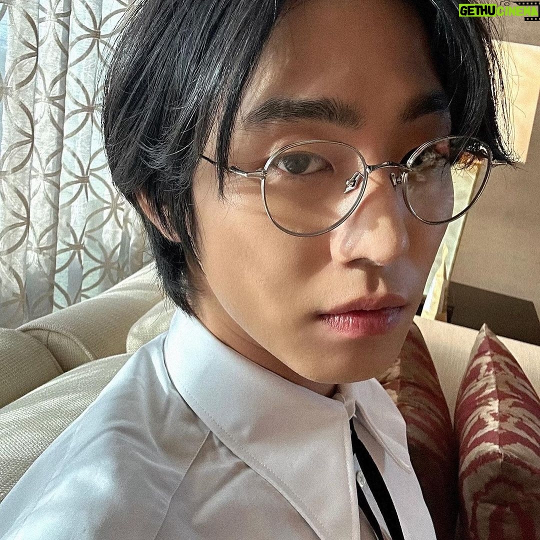 Ahn Hyo-seop Instagram - Love to be back Philippines🤍 #gentlemonster