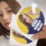 Ahn Sol-bin Instagram - 뀨영언니 덕분에 힘이 마구마구 난다아아!!🥺 나는 복 받은사람..♥️잘 마셨습니다☕️ 고마워 사랑해♥️ #아이돌더쿱 #코튼캔디 #jtbc드라마