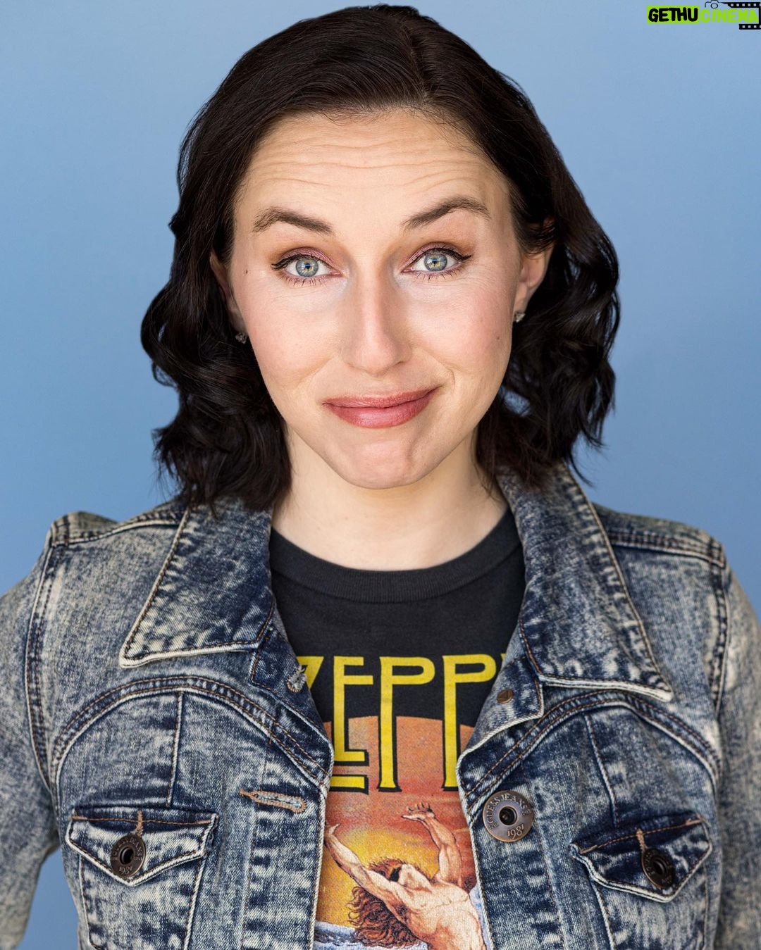 Aimee La Joie Instagram - Oh she’s ✨quirky✨ Photo by @mariebuckheadshots #aimeelajoie #headshots