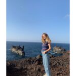 Aina Clotet Instagram - Nos vemos en 3 días en el HIERRO, en @movistarplus , ¿si? Isla de El Hierro