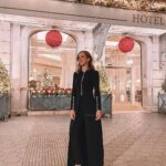 Aina Clotet Instagram – Cuando @dulceida te saca unas fotos;)
Grร cies @magazinelavanguardia, en especial a la inspiradora @joana_bonet i felicitats a tots els premiats. ๐ซ
Estilismo @gilbertsolsonamerce
๐ @tot_hom
๐ @tousjewelry
๐
๐ผ make up : @newlookbarcelona