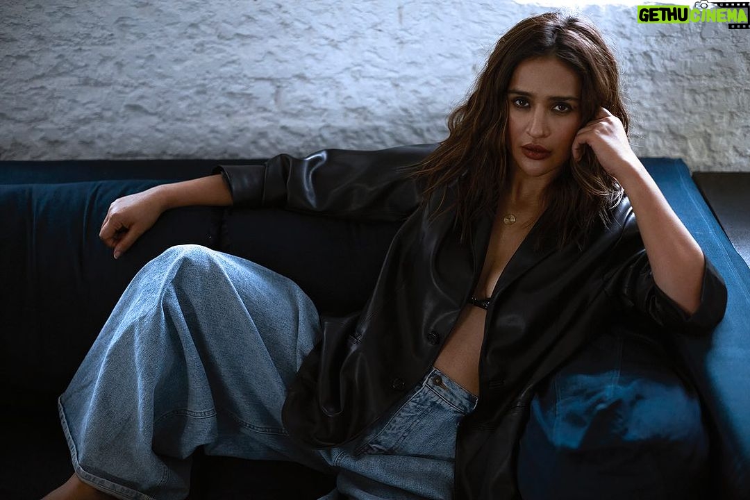 Aisha Sharma Instagram - Flawed, yet still top tier . 📸 - @prasadnaaik HMU - @priyankachourasia342 & @swapnilkashid_