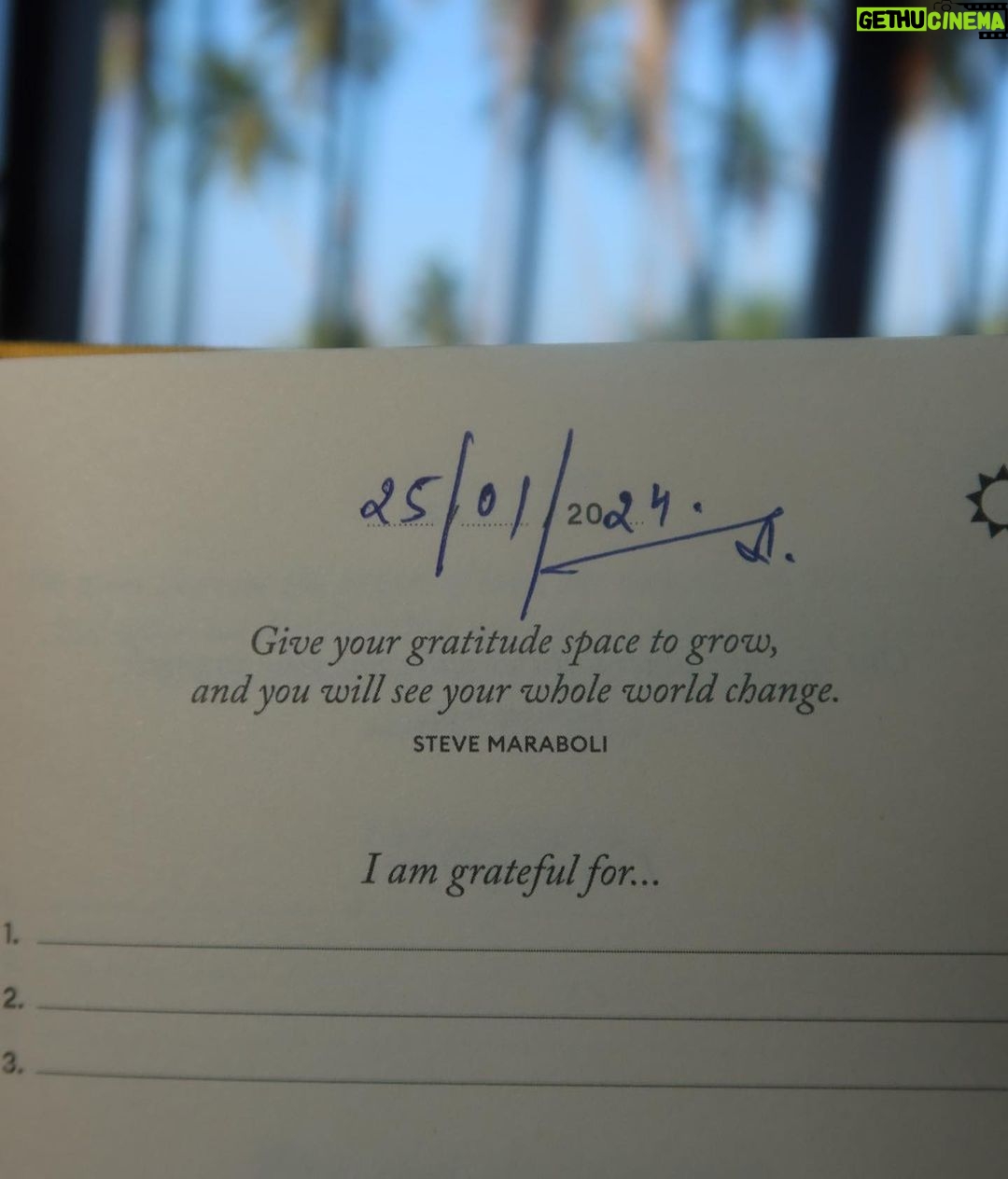 Aisha Sharma Instagram - 25.01.2024 - If I could pause time ✨💫 #incrediblygrateful 🎂 @amanwella_resort @aman #Amanwella #TheSpiritofAman #AmanResort #AmanFoodie Amanwella Resort Beach