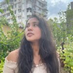 Aishwarya Krishnan Instagram - 🐽 (Subtly showing off my nose piercing, subtly I hope 😋) #instapic #instagood #suntan #tanned #messyhair #home #sunbath #sunlight #vitamind Southern Avenue
