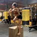 Aishwarya Krishnan Instagram - Always a Bar(bell)bie 🩷🫣 . . . . . . . . . . . . . #reels #reelsinstagram #barbie #fitness #pistolsquat #personaltrainer #strength #strengthtraining #move #movement #womenfitness