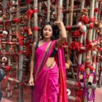 Aishwarya Krishnan Instagram - Shubho Maha Ashtami 💕 . . . . . . . . . . . . . . #durgapuja #indian #ethnic #kolkatadiaries #pandal #durgapuja2022 #maadurga #mahaashtami #saree Shiv Mandir