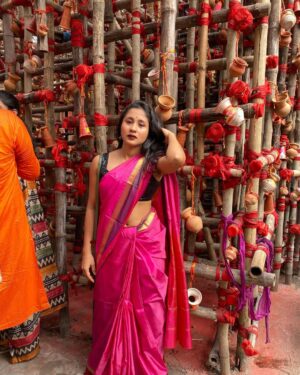 Aishwarya Krishnan Instagram - Shubho Maha Ashtami 💕

.
.
.
.
.
.
.
.
.
.
.
.
.
.
#durgapuja #indian #ethnic #kolkatadiaries #pandal #durgapuja2022 #maadurga #mahaashtami #saree