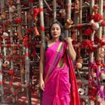 Aishwarya Krishnan Instagram - Shubho Maha Ashtami 💕 . . . . . . . . . . . . . . #durgapuja #indian #ethnic #kolkatadiaries #pandal #durgapuja2022 #maadurga #mahaashtami #saree Shiv Mandir