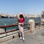 Aishwarya Krishnan Instagram - Always been a Pink-Pink 🍓 #travel #vacation #dubai #dubaidiaries #travelgram #instaphoto #instapic #instagood #style #fashion #poser Bur Dubai