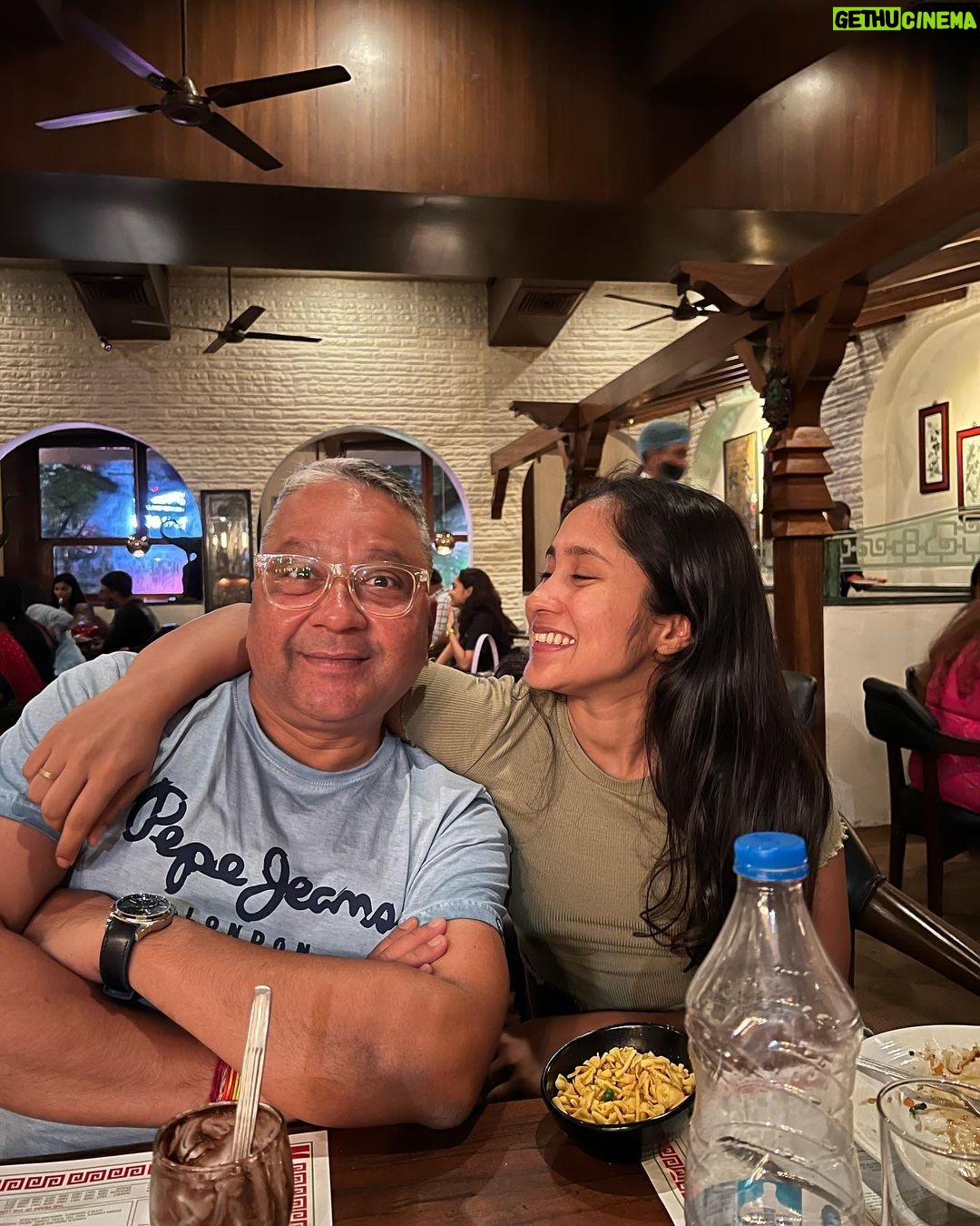 Aishwarya Krishnan Instagram - A little late for a Father’s Day post but that’s because I was busy celebrating with him in person, hehe! Thank you for letting me make my own mistakes in life. When you look at me with so much pride and awe, it makes me believe that I’m on the right path. To being my biggest cheerleader, thank you for believing in me 100% and hyping me up always. Maybe that’s where the rock hard unshakable confidence comes from. Love you, Appa ❤️ #fathersday #dad #daddysgirl #love #family #familyfirst #lovely #dad #instaphoto #instagood #instapic #fatherdaughter #familylove Bar B Q