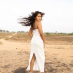 Aishwarya Krishnan Instagram - Just flexin my calves and flipping some hair is all 🌊 . . . . . . . . . . . . #photoshoot #shootdiaries #shootday #chennaiphotoshoot #model #poser #pose #instapic #whitedress #flexing #streongwomen ECR