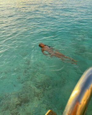 Aishwarya Krishnan Instagram - Maldives Dump 🌊 🌴 ❤️

.
.
.
.
.
.
.
.
.
.
.
.
#maldives #holiday #honeymoon #couplegoals #love #vacation #sea #vitaminsea #ocean #beautiful