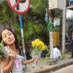 Aishwarya Krishnan Instagram – @ar_mo54 just catching me candid in The City Of Joy! 💕

#kolkata #cityofjoy #kolkataphotography #instapic #instagood #prettyflowers Kolkata – The City of Joy